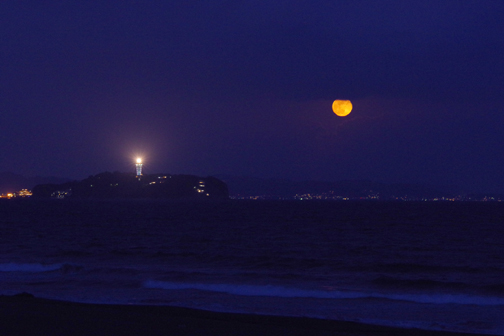 今夜は卯月十五夜です。