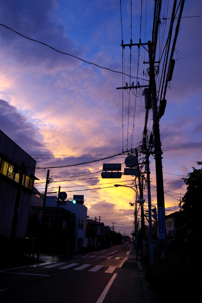 昨日の夕暮れをもう一枚。