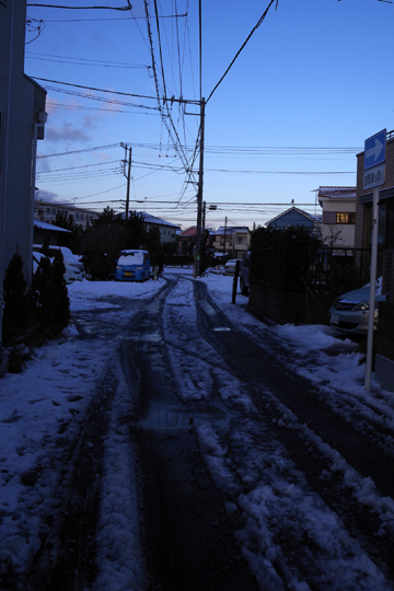 茅ヶ崎では雪がかなり溶けています。