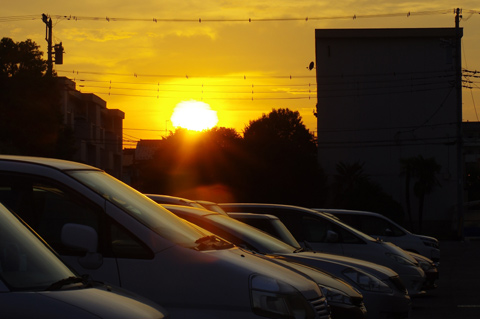 昨日の夕暮れをもう一枚。