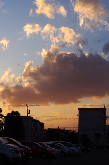 今夕の西空です。